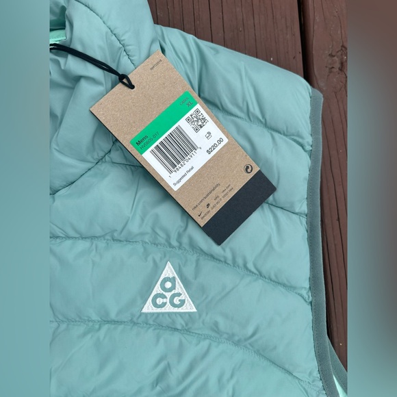 Nike ACG Insulated Vest – Packable & Heat-Regulating - Picture 8 of 8